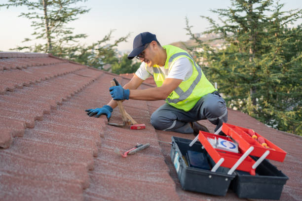 Best Residential Roofing Contractor  in Leavittsburg, OH
